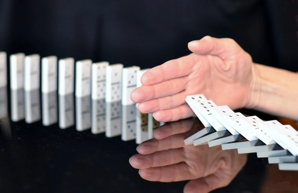 dominos